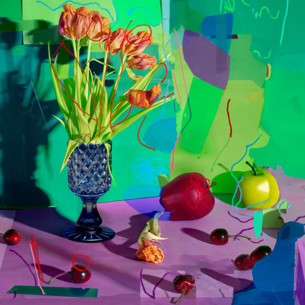 Kelda van Patten, The table laid before a party, the unperceived and therefore never felt and seldom expressed; the funeral silence of bones beneath the green carpet of evenly cut grass (the sadness of green, after Mary Ruefle), 2021