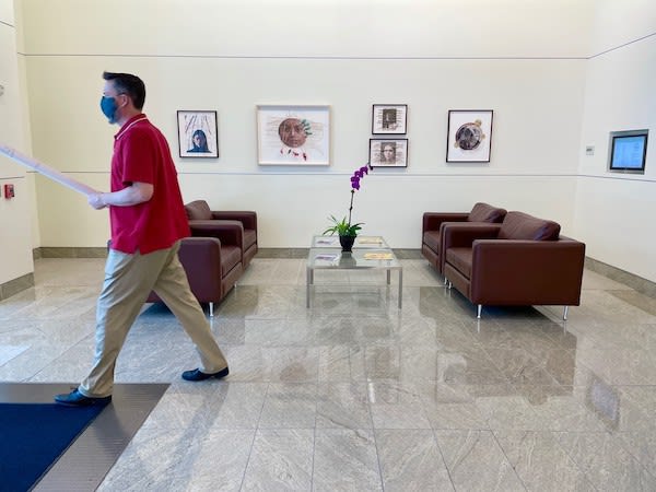 Lou Peralta at CITYCENTRE